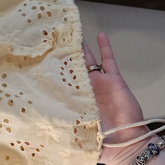 Womens Joie eyelet top - Picture 4 of 6